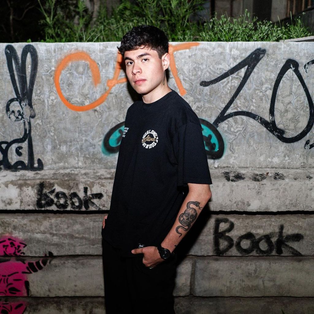 Entrevista a Introverso: Sonidos Retrofuturistas en la Música&nbsp;Electrónica